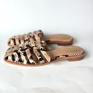 Vince Camuto Cresetia Woven Leather Mule Flat In Sandstone Animal Print